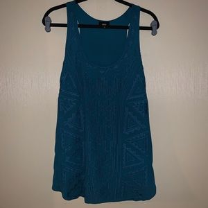 Large emerald green  tank top textured front